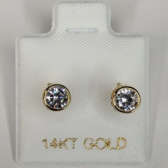 14K Gold Moissanite Earrings - Picture 2 of 4